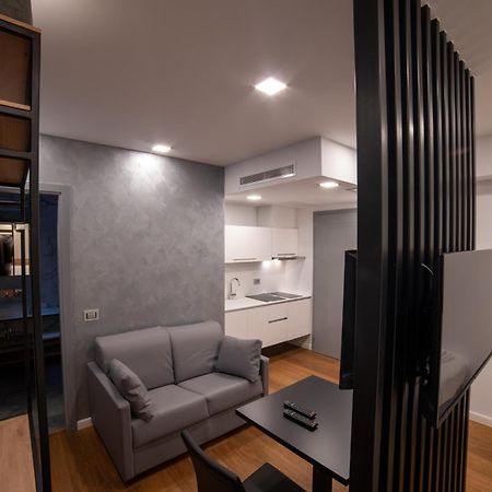Grandi 32 Boutique Residence Segrate Quarto foto
