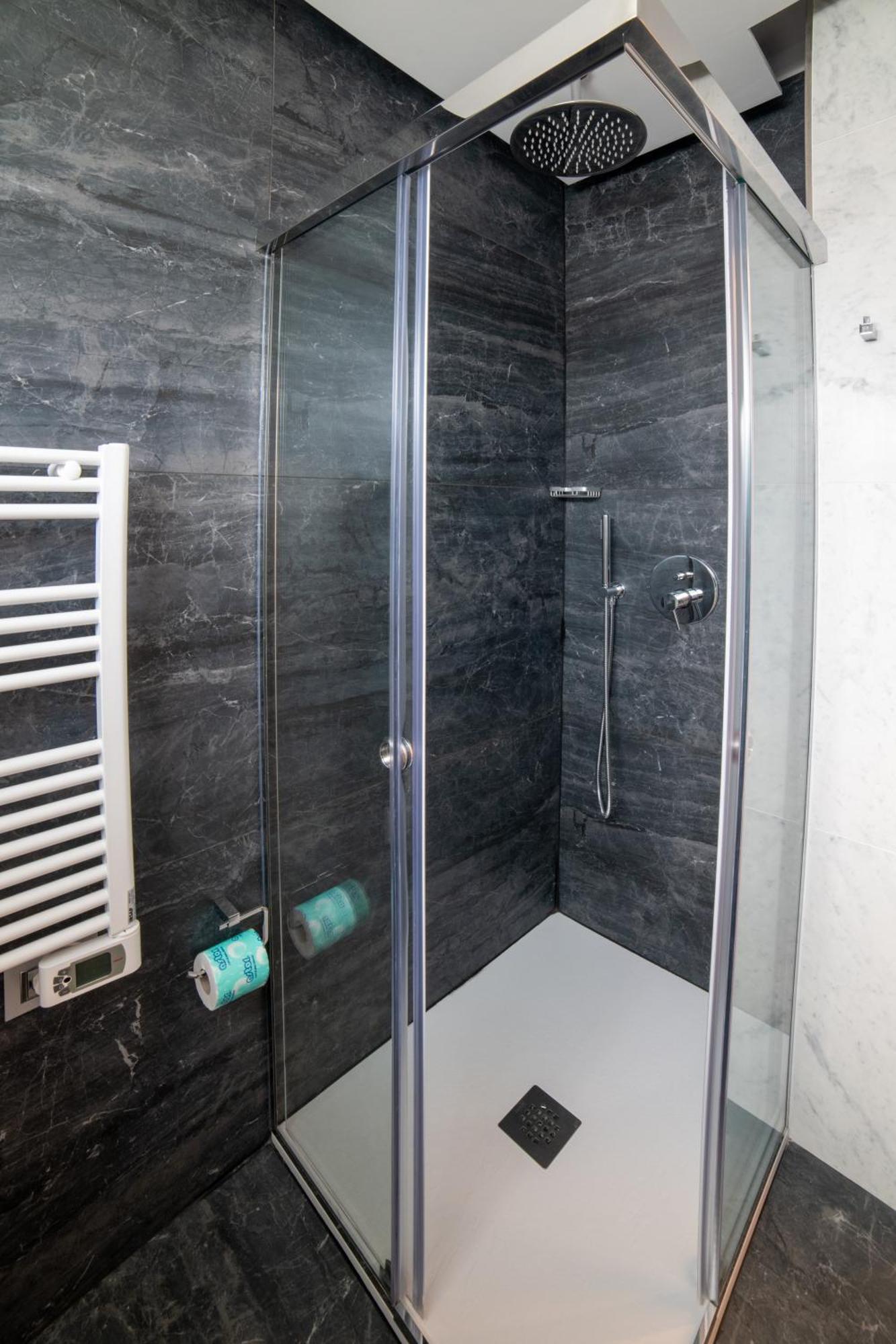 Grandi 32 Boutique Residence Segrate Quarto foto